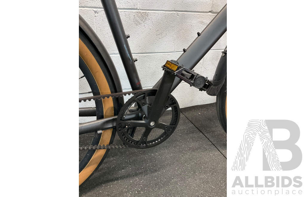 LEKKER AMSTERDAM Belt Drive Urban Bike - ORP $1499