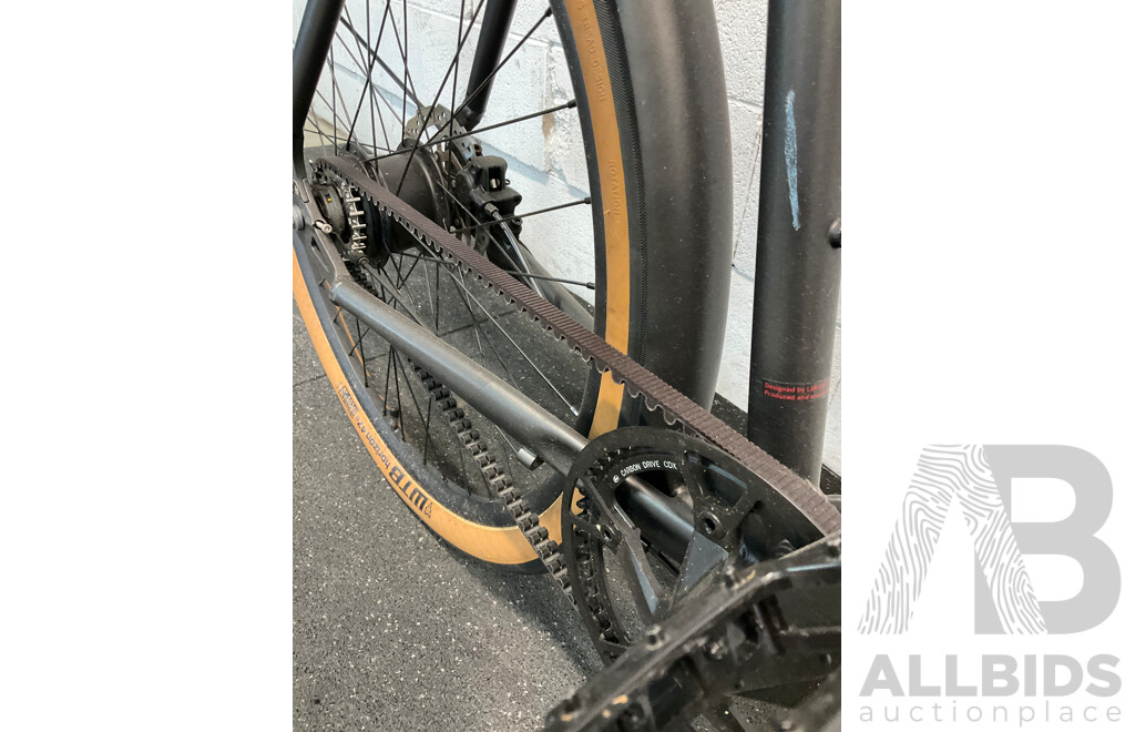 LEKKER AMSTERDAM Belt Drive Urban Bike - ORP $1499