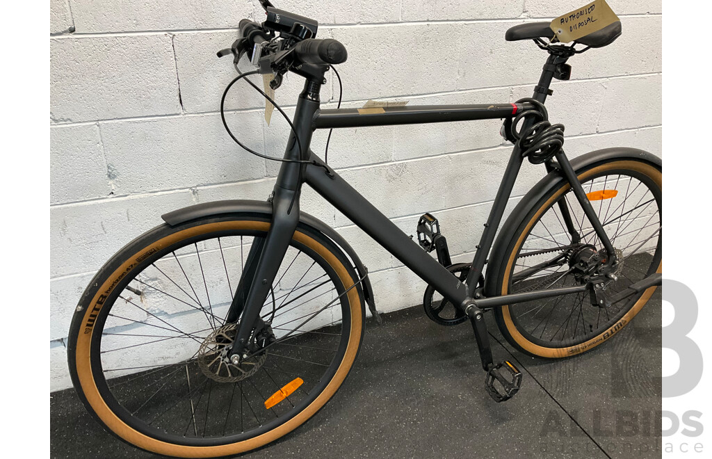 LEKKER AMSTERDAM Belt Drive Urban Bike - ORP $1499