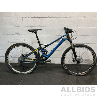 MONDRAKER DUNE XR  Size M Mountain Bike 