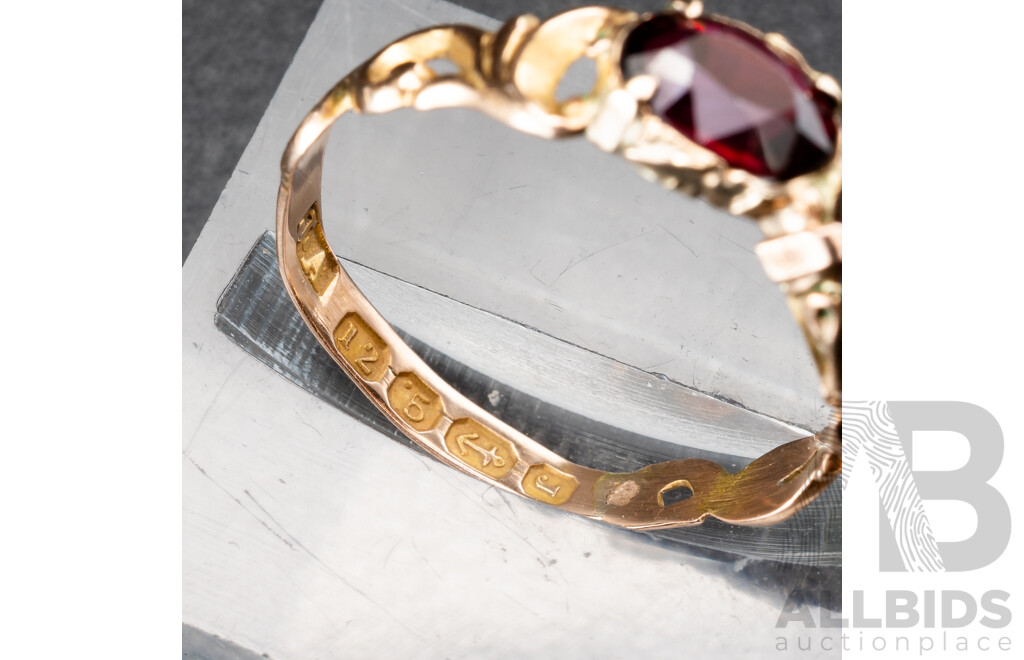 12ct Vintage Rose Gold Garnet Set Ring, Size N, Birmingham 1933, 1.66 Grams