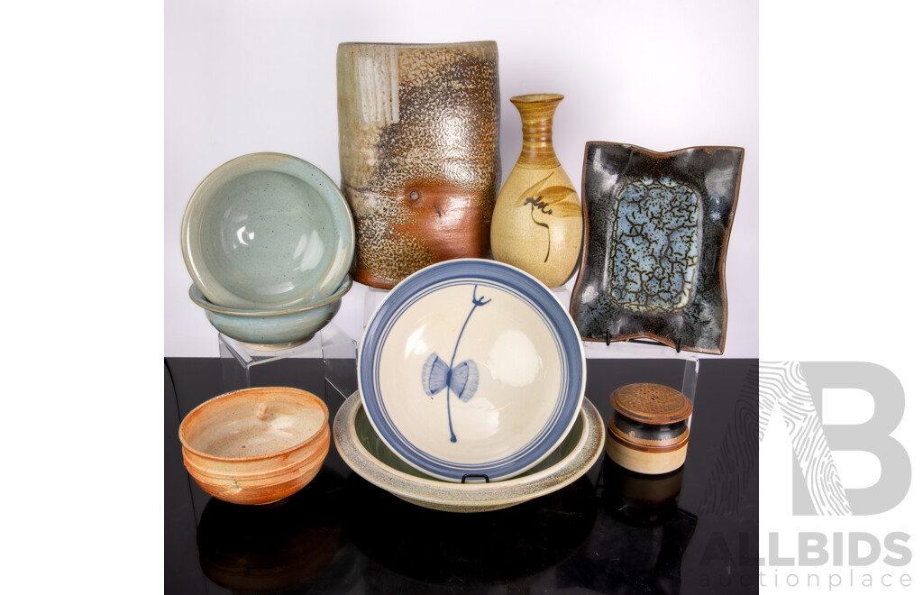 Collection Australian Local Studio Pottery Pieces Including Two Examples by Maryke Henderson and More