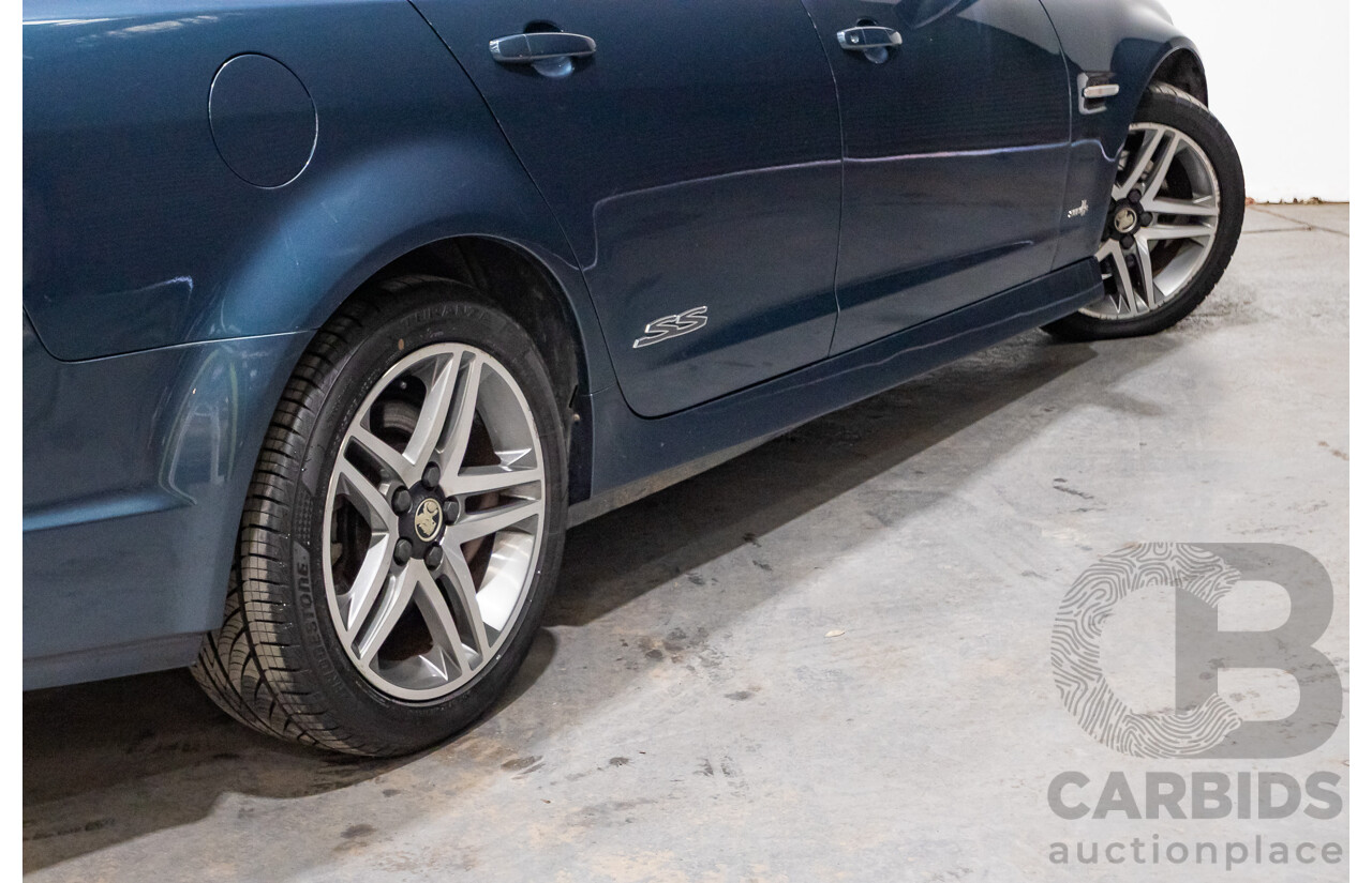 07/2012 Holden Commodore SS VE II Series 2 MY12 4d Sedan Karma Blue V8 6.0L