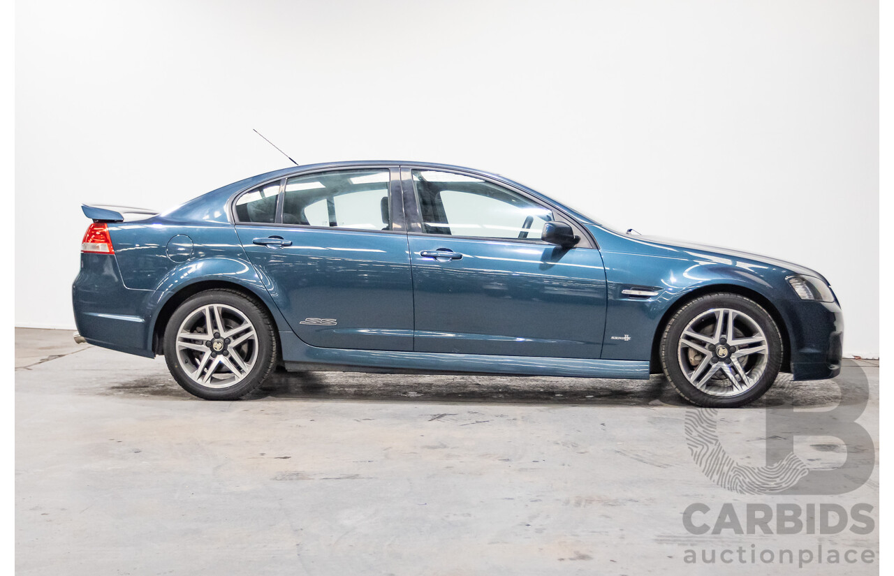 07/2012 Holden Commodore SS VE II Series 2 MY12 4d Sedan Karma Blue V8 6.0L