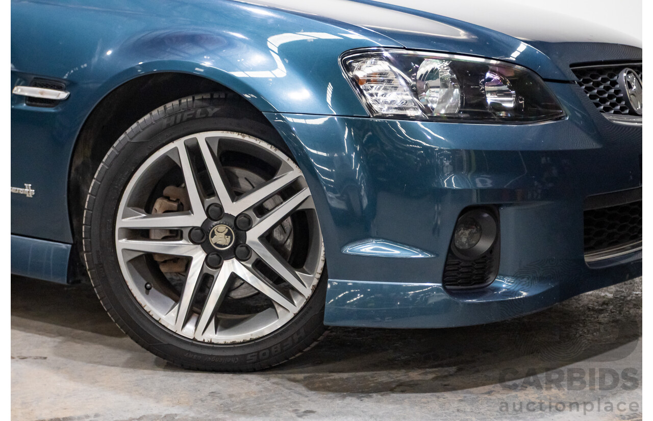 07/2012 Holden Commodore SS VE II Series 2 MY12 4d Sedan Karma Blue V8 6.0L
