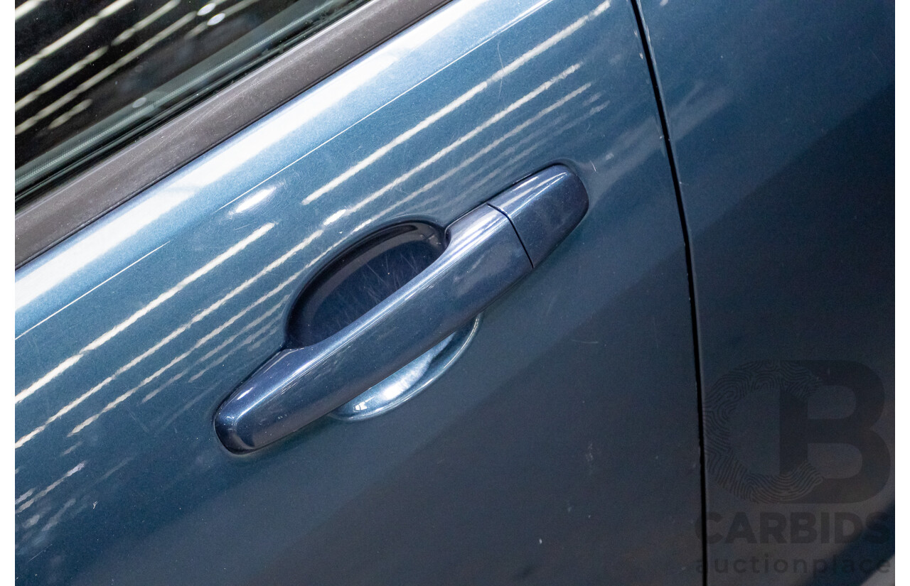 07/2012 Holden Commodore SS VE II Series 2 MY12 4d Sedan Karma Blue V8 6.0L