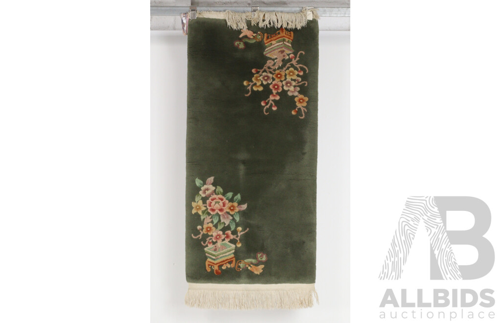 Chinese Thick Soft Wool Rug with Bonsai Design