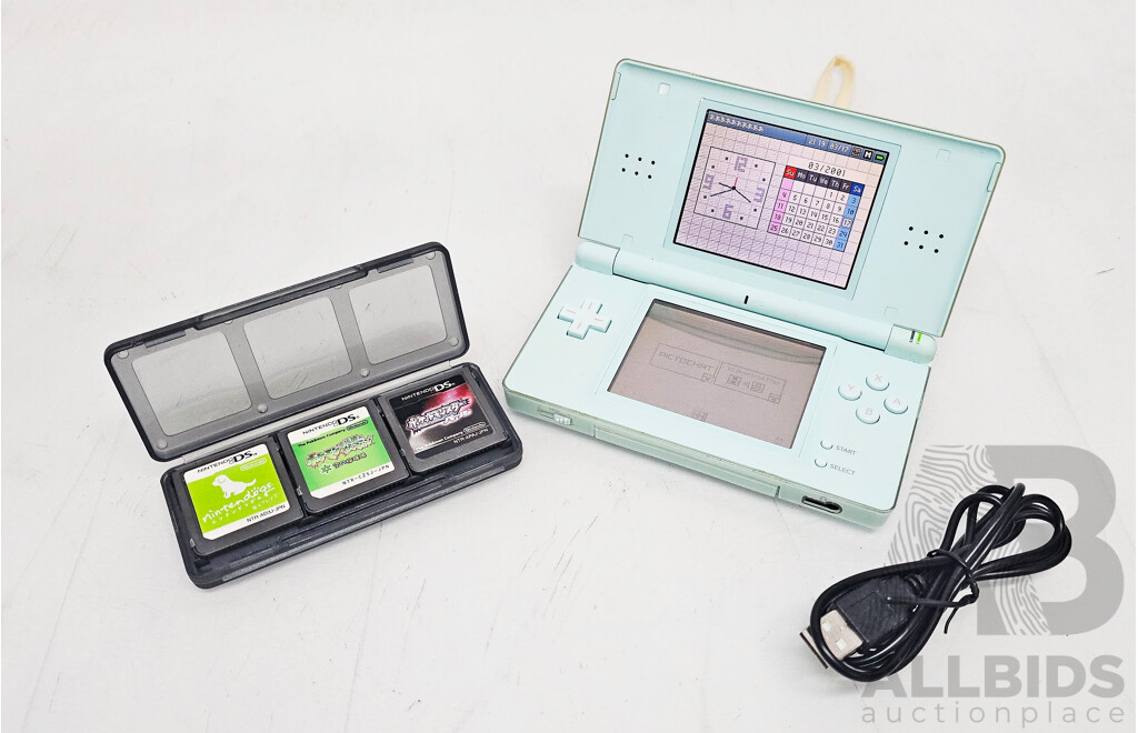 Nintendo DS Lite (Japanese) Hand Held Console W/ Charger & Games
