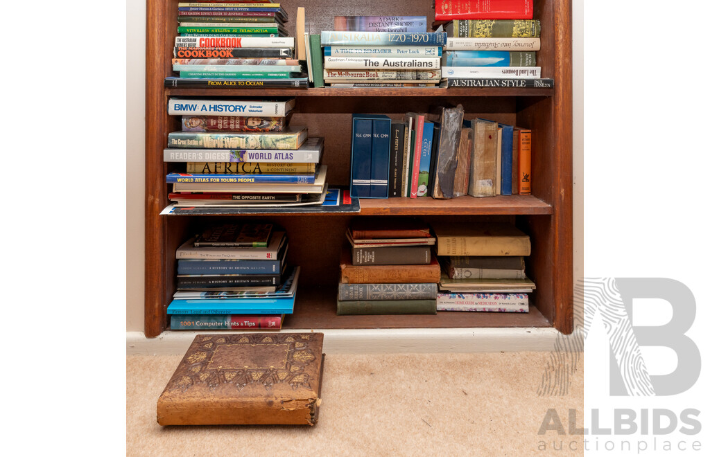 Collection Books of Mixed Subjects and Genres
