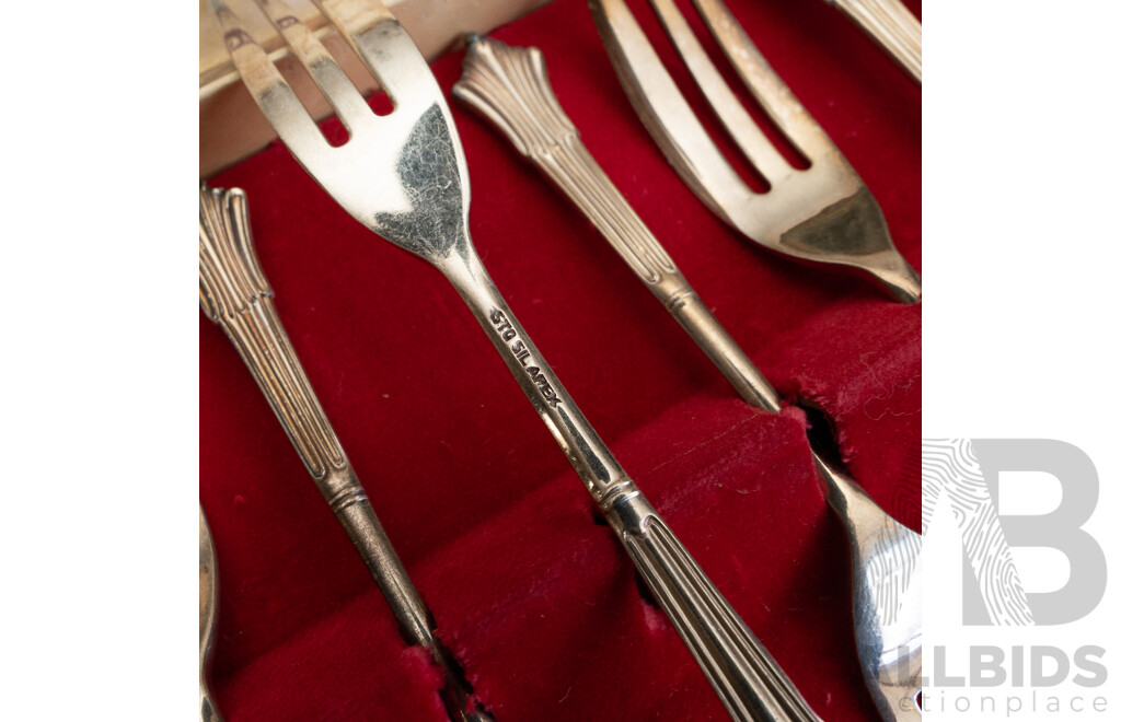 Set of Sterling Silver Cake Forks, Made in Australia by APEX, in Original Box, 104g