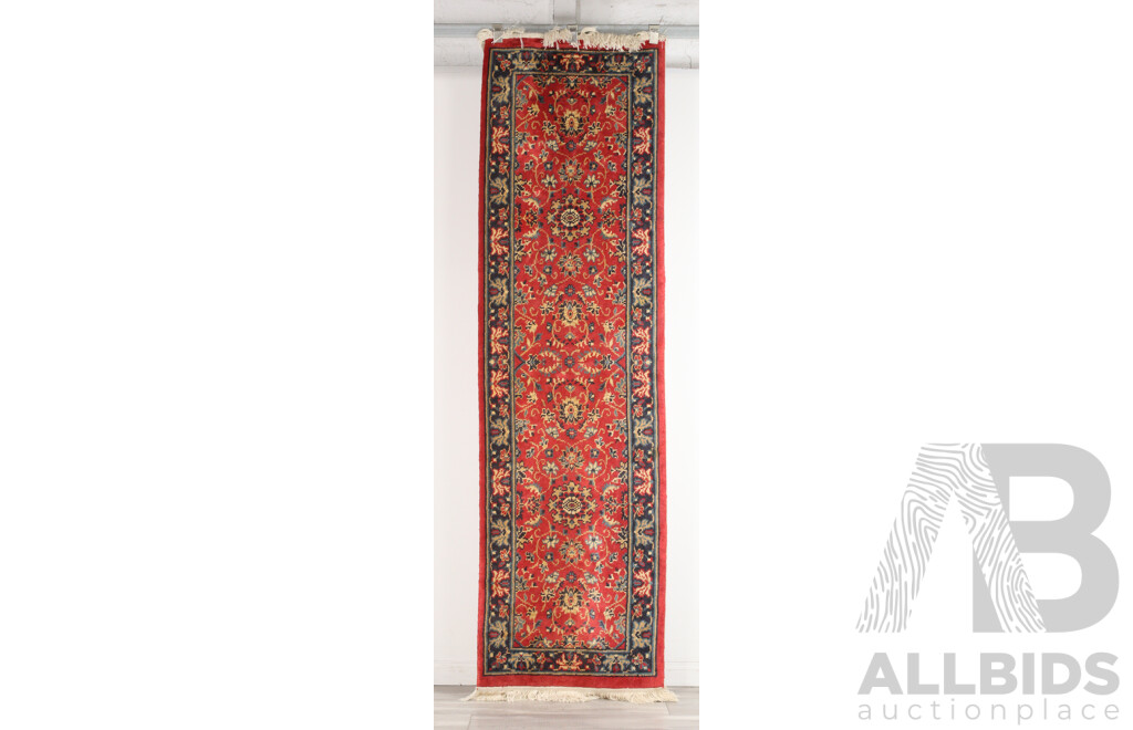 Machine Made Persian Style Acrylic Hallway Runner