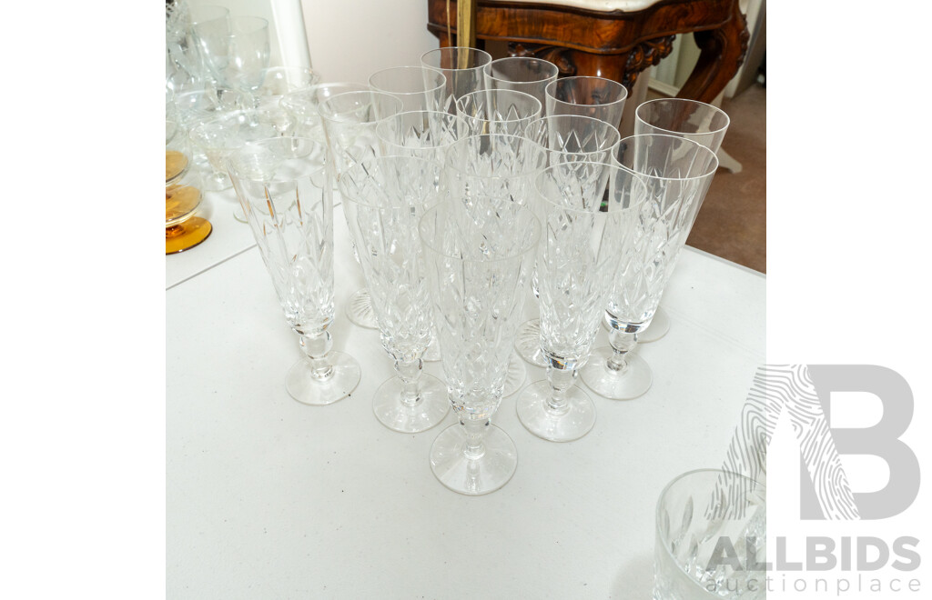 Set 15 Vintage Stuart Crystal Champagne Flutes