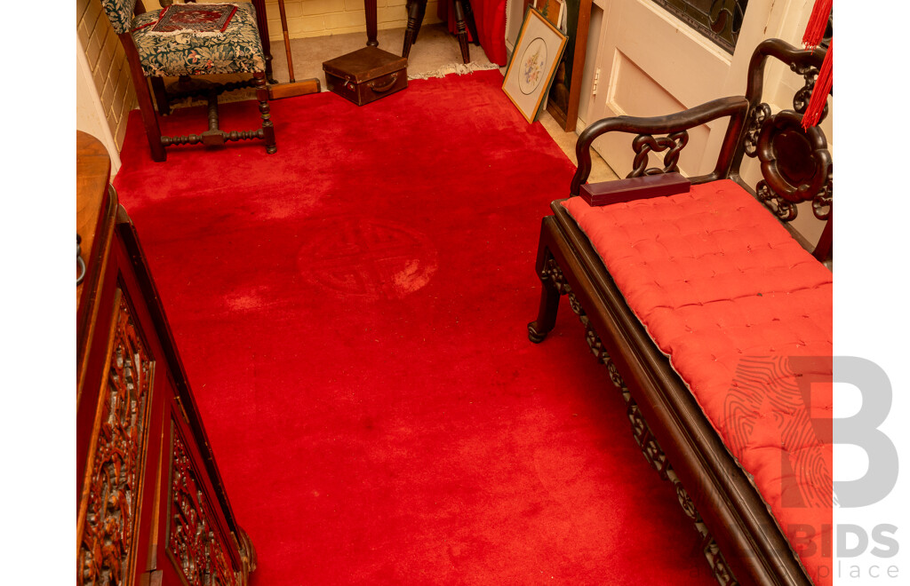 Large Machine Made Wool Rug with Textured Chinese Good Fortune Symbol to Center