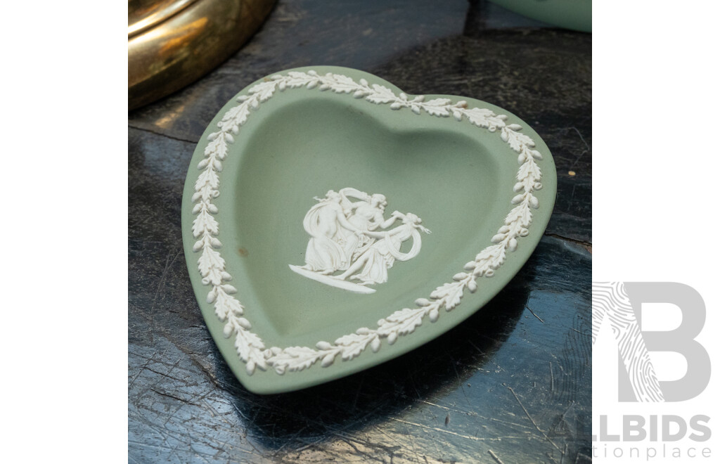 Collection Five Pieces Wedgwood Jasper Ware in Sage Green