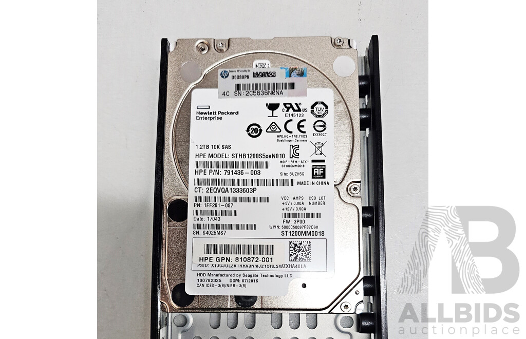 HP (3PARA-ST1111) StoreServe 8000 24-Bay Drive Enclosure W/ 24TB Storage & Modules
