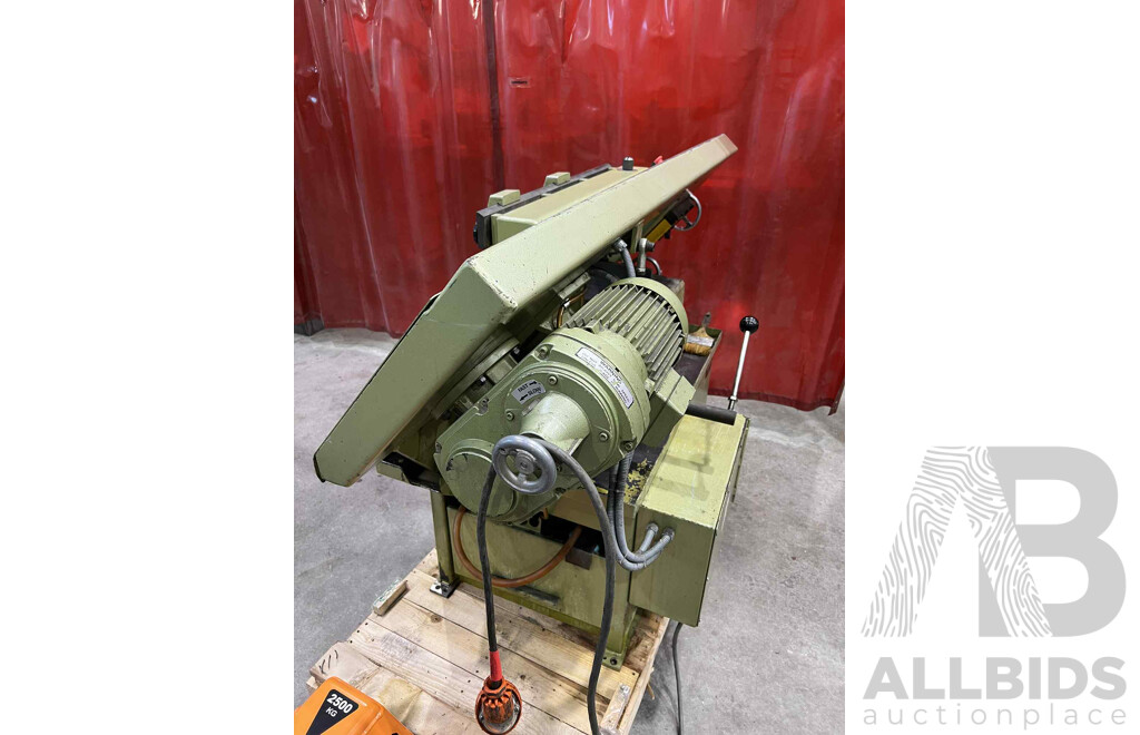 Industrial Startrite Horizontal Bandsaw