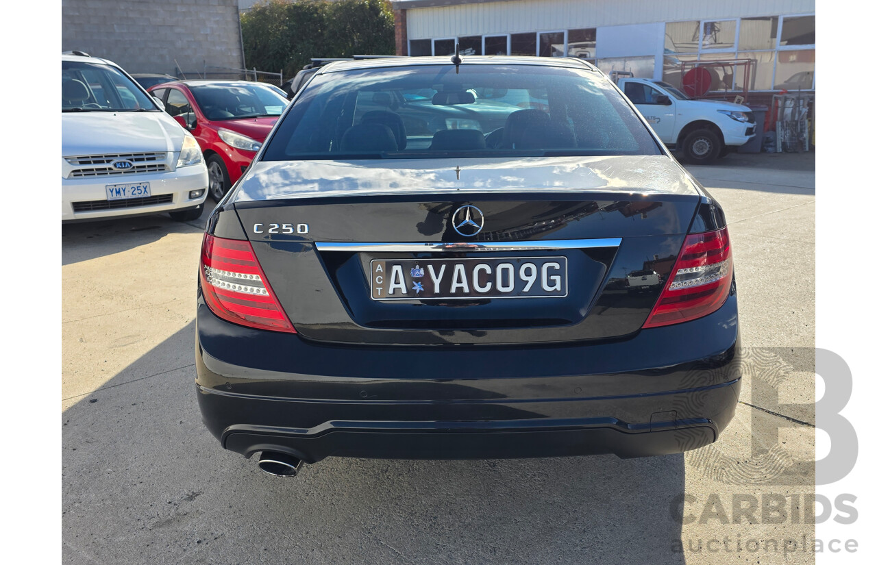 6/2013 Mercedes-Benz C250 Avantgarde BE W204 MY13 4d Sedan Black Turbo 1.8L