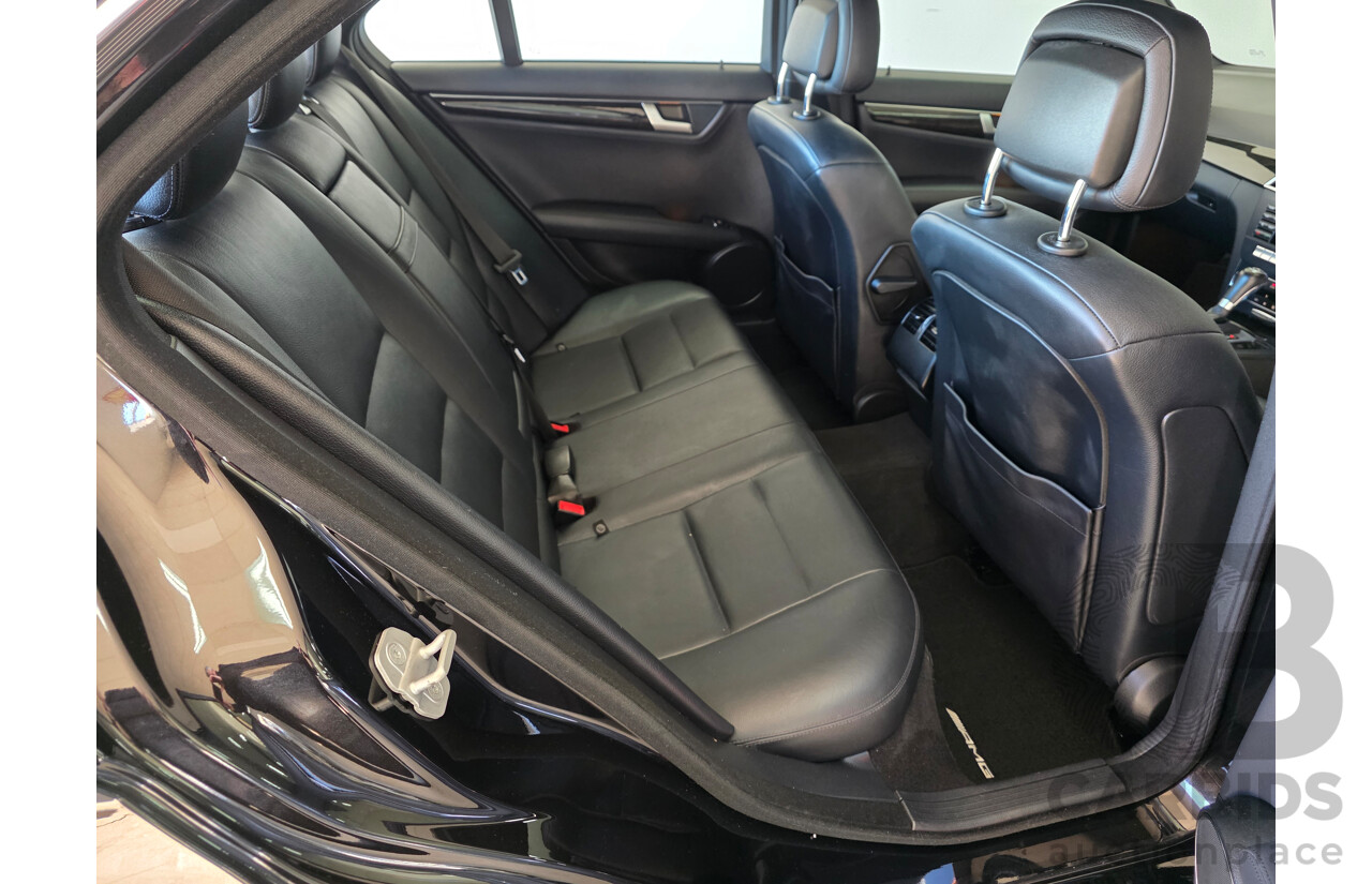 6/2013 Mercedes-Benz C250 Avantgarde BE W204 MY13 4d Sedan Black Turbo 1.8L