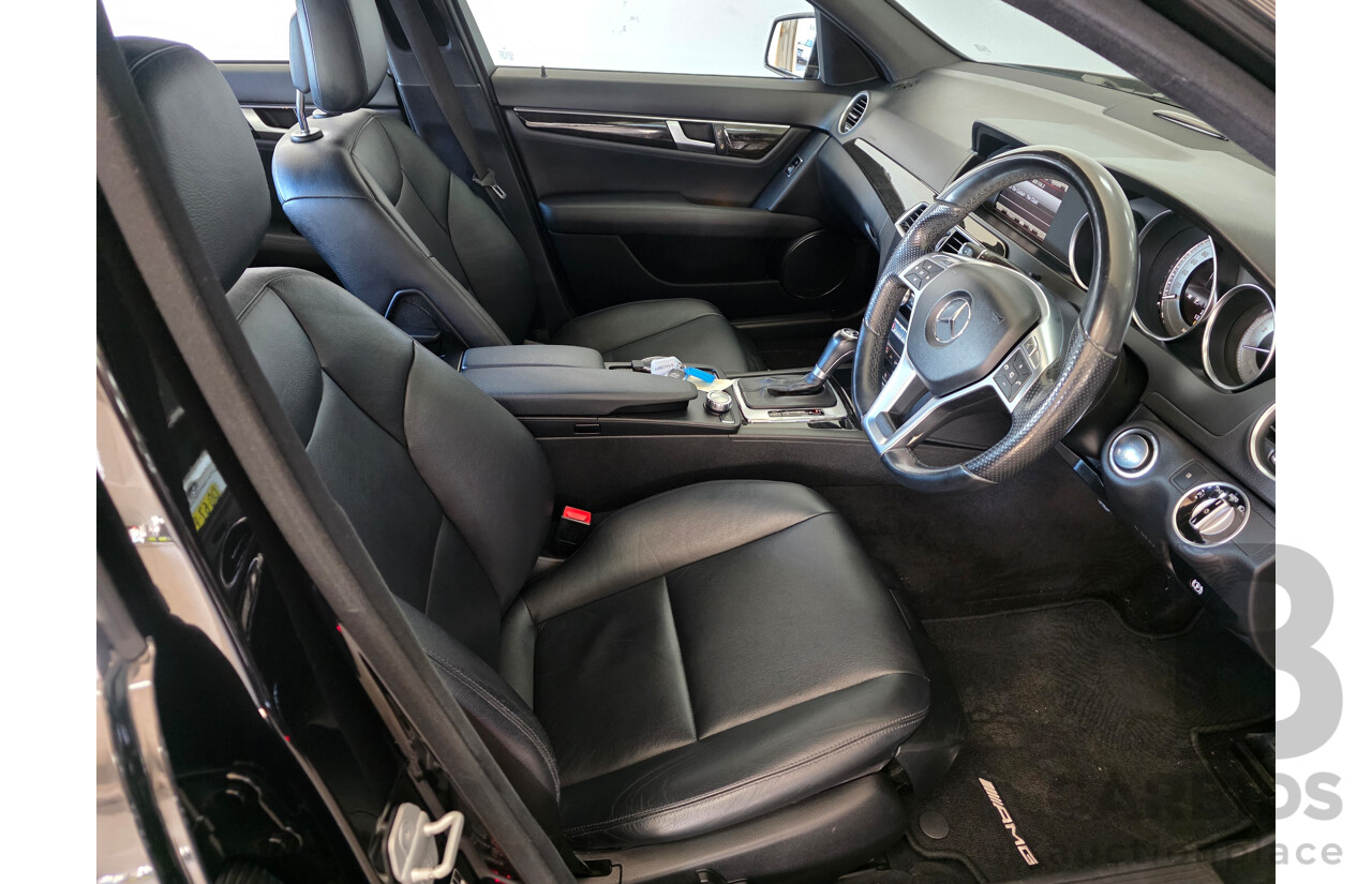6/2013 Mercedes-Benz C250 Avantgarde BE W204 MY13 4d Sedan Black Turbo 1.8L