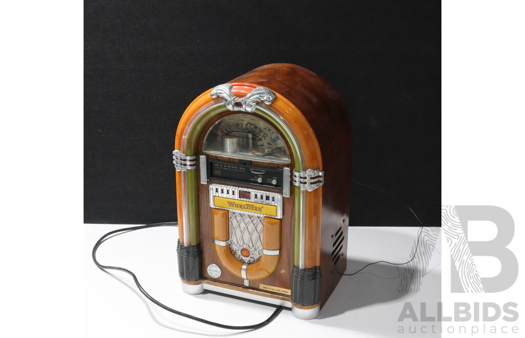 Modern Retro Mini Jukebox