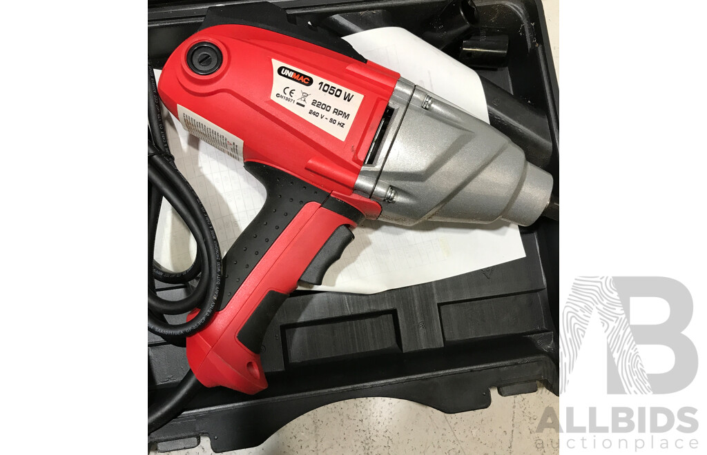 Unimac Corded Impact Wrench with Case