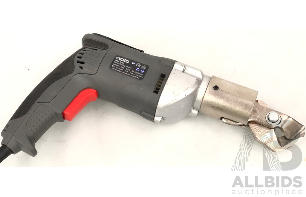 Ozito 500 Watt Electric Metal Cutting Shears