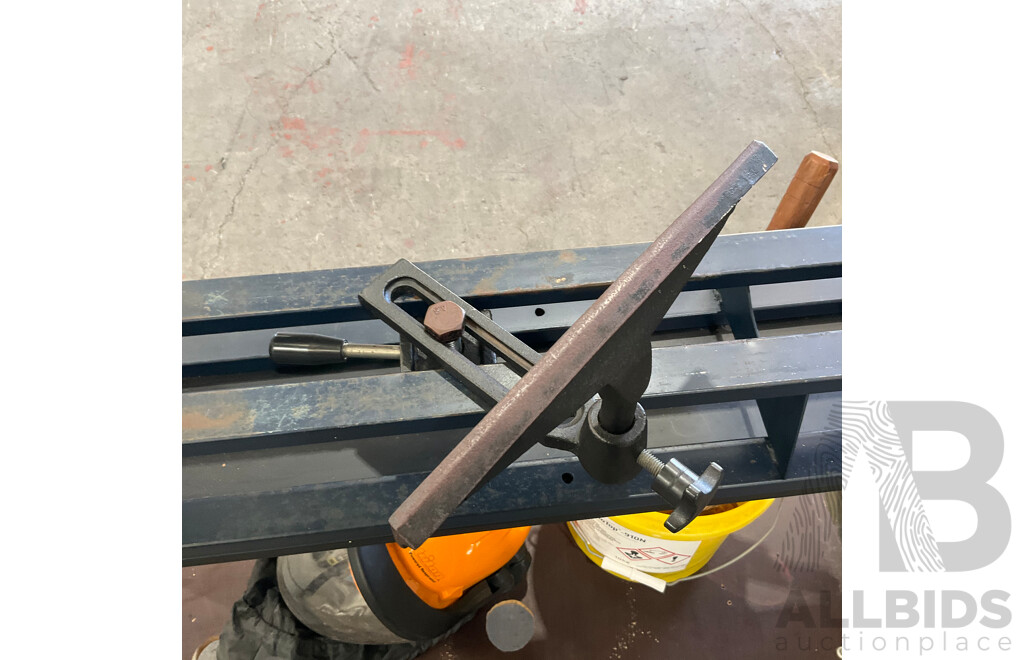 GMC 4 Speed ML1000 Wood Lathe with Work Bench & Assorted Tools