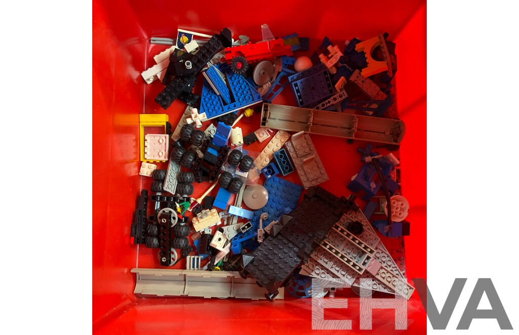 Vintage Lego Pieces & Figures  Includes 6870,886,6823 and More
