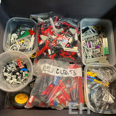 Box of LEGO Pieces Includes Vintage Bits, Jango Fett (8011)