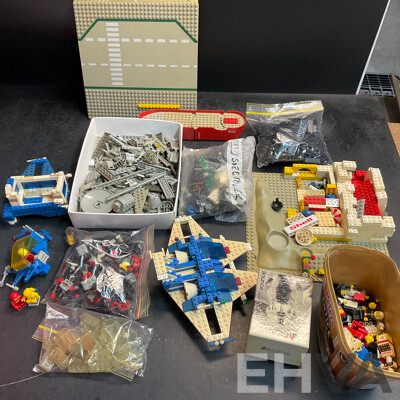 Vintage Lego Pieces & Figures  Includes 6870,886,6823 and More