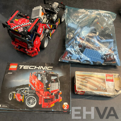 LEGO 42041 Racing Truck & 77942 Fiat 500 Blue & Vintage 7855 8 Curved Electric Rails Grey 12V
