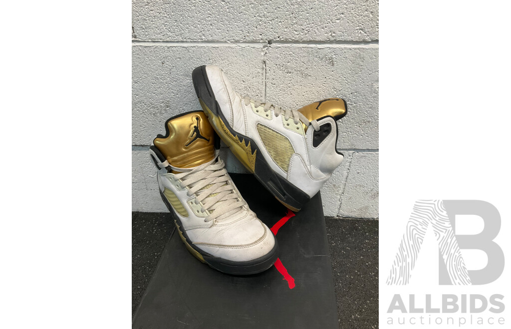 JORDAN 5 Retro Olympic 2016 White Gold Sneakers Size US 9.5 and NIKE Basketball Shoes Size US9 - Lot of 2