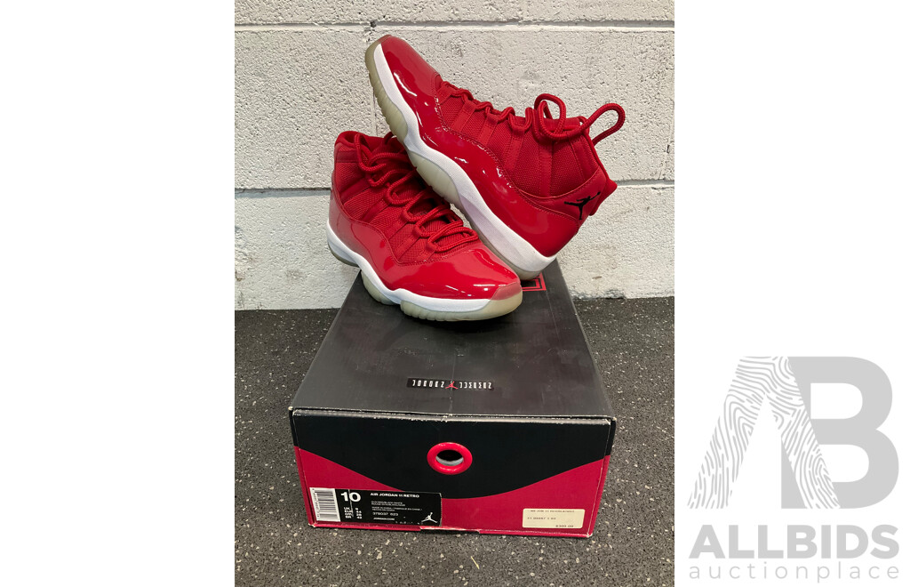 JORDAN 11 Retro Win Like 96 Size US10 Sneakers