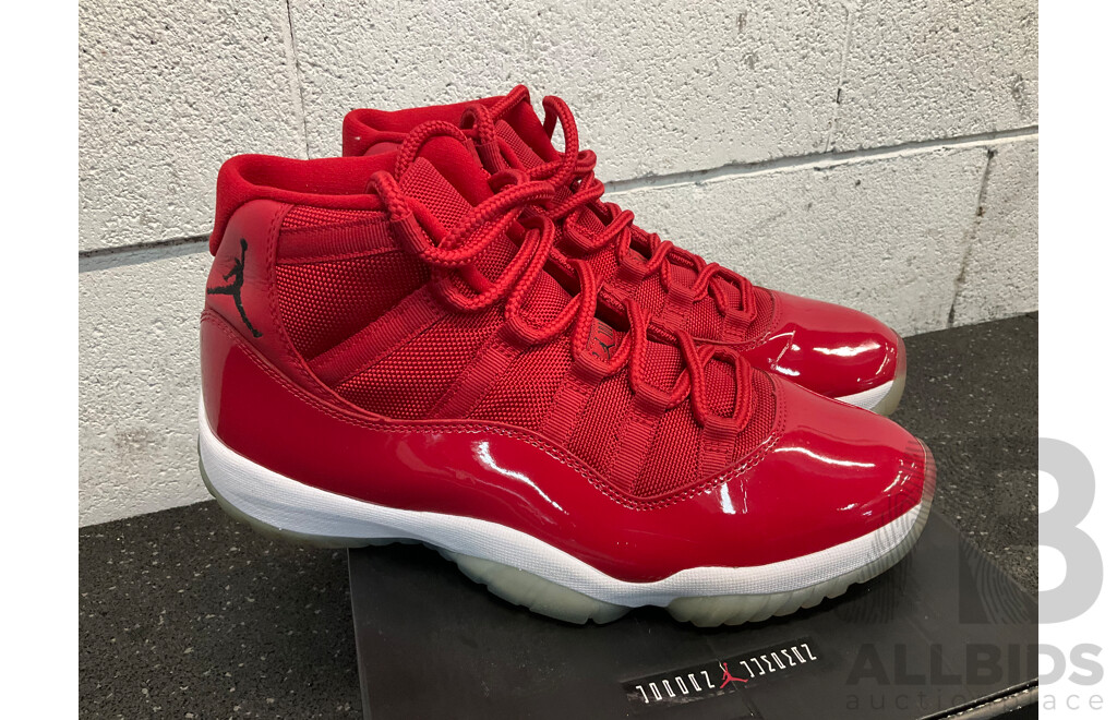 JORDAN 11 Retro Win Like 96 Size US10 Sneakers