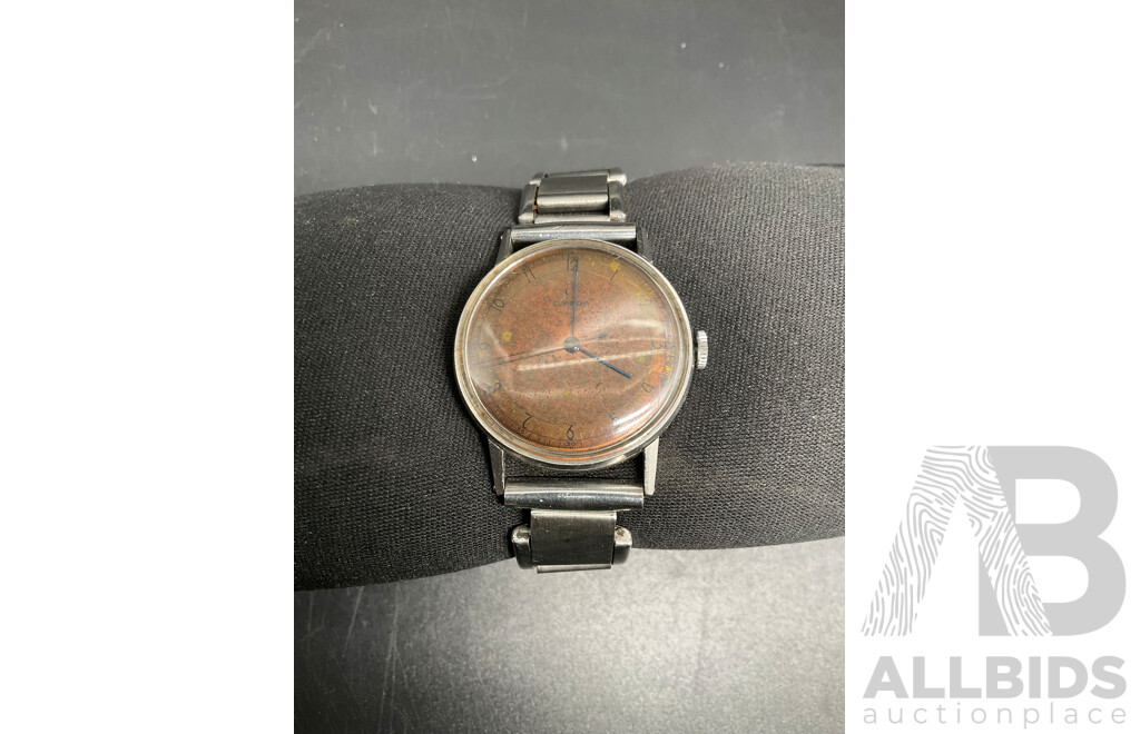Vintage OMEGA Swiss 16 Jewels Watch