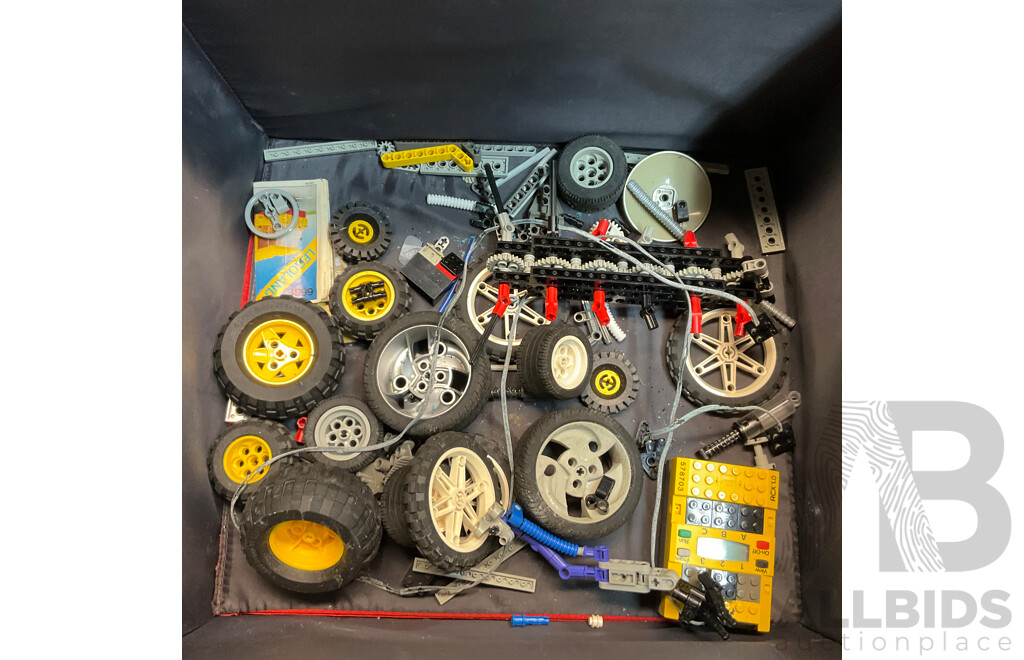 Box of LEGO Pieces Includes Vintage Bits, Jango Fett (8011)