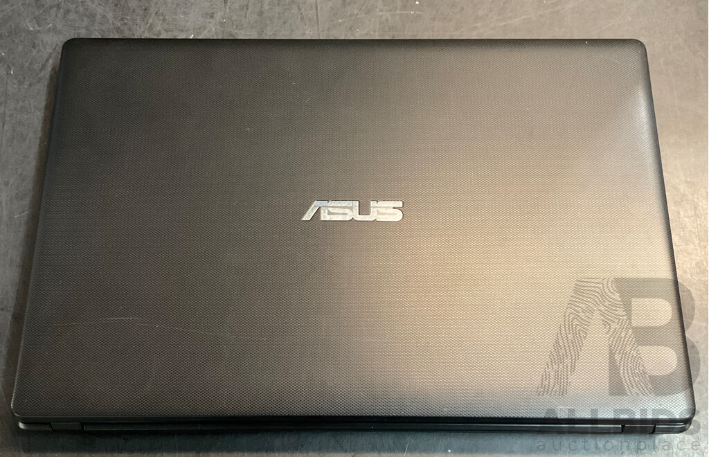 ASUS X551M 15.6''Laptop N2830 /8GB/500GB