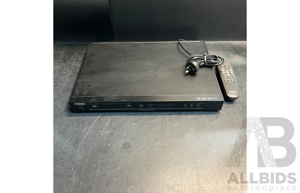 YAMAHA DVD-S657 DVD Player & Popcorn Hour A410 Media Player with Seagate 1.5TB Hard Drive