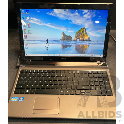 ACER Aspire 5750 P5WE0 15.6''Laptop I5 /4GB/240GB