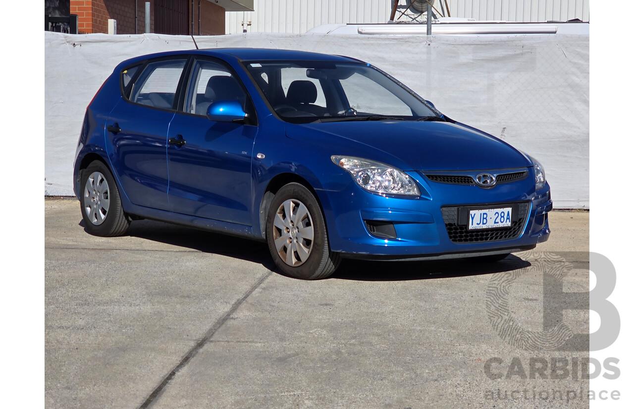 3/2009 Hyundai i30 SX 1.6 CRDi FD MY09 5d Hatchback Blue Turbo Diesel 1.6L