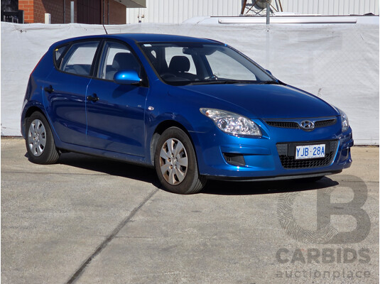 3/2009 Hyundai i30 SX 1.6 CRDi FD MY09 5d Hatchback Blue Turbo Diesel 1.6L