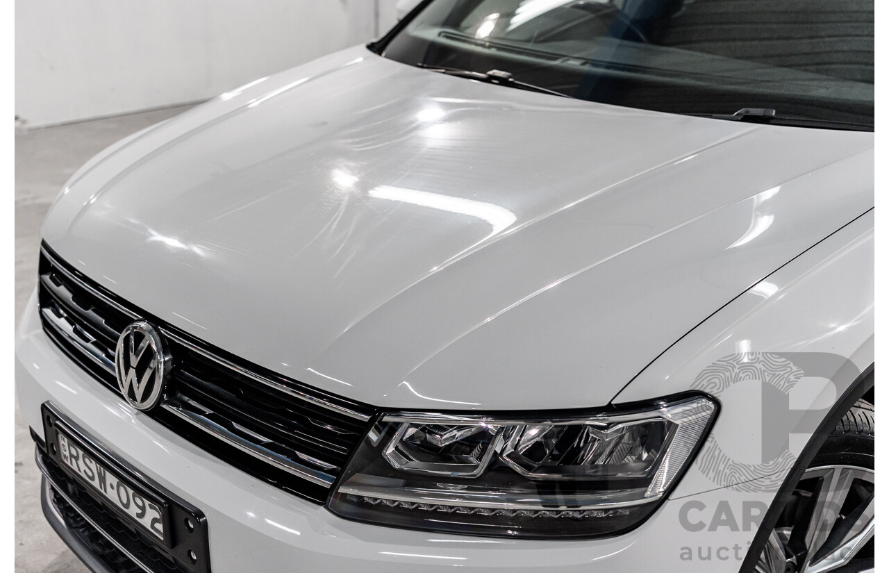12/2017 Volkswagen Tiguan 162 TSI Sportline (AWD) 5NA MY18 4d Wagon Pure White Turbo 2.0L