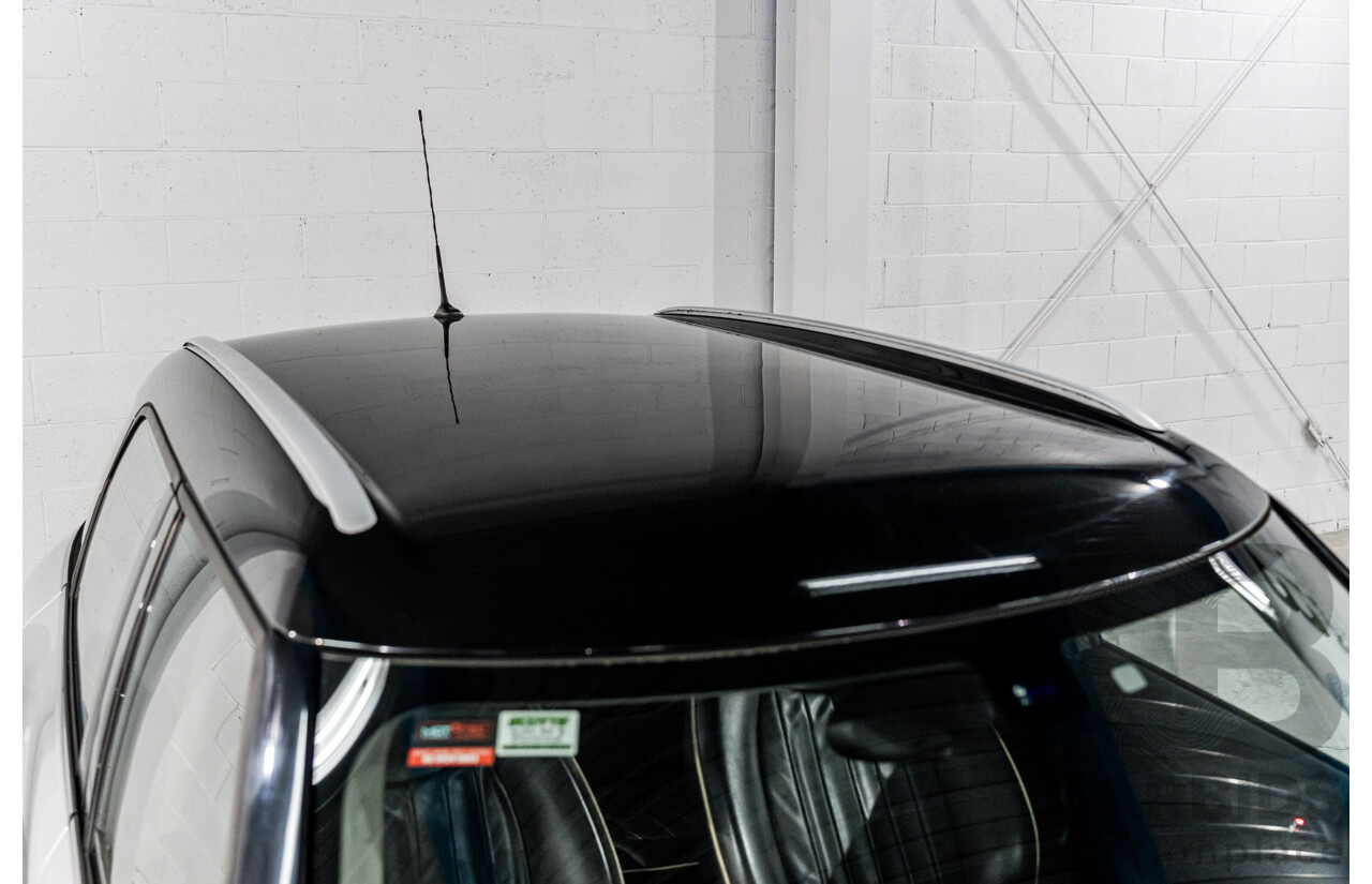 5/2011 Mini Cooper Countryman R60 4d Wagon Crystal Silver Metallic/Absolute Black Roof 1.6