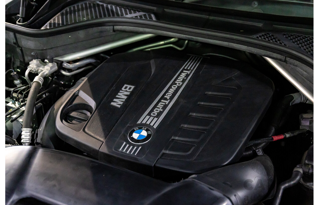 08/2015 BMW X5 xDrive30d (AWD) F15 MY15 4D Wagon Black Sapphire Metallic Turbo Diesel 3.0L