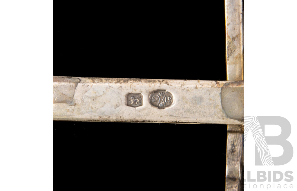 Antique Sterling Silver Asparagus Tongs, Sheffield, 1921. Weight: 131gm