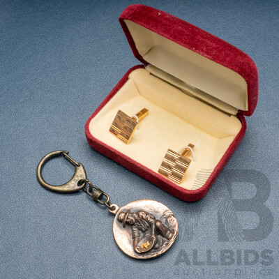 Amira Vintage Gold Tone Cuff Links in Box & Gold Panning Keyring the Perth Mint