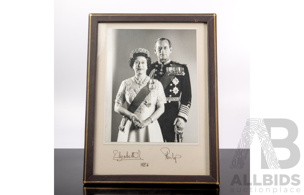 Photograph of Queen Elizabeth II & Prince Phillip, Signed by Both, 1986, in Frame