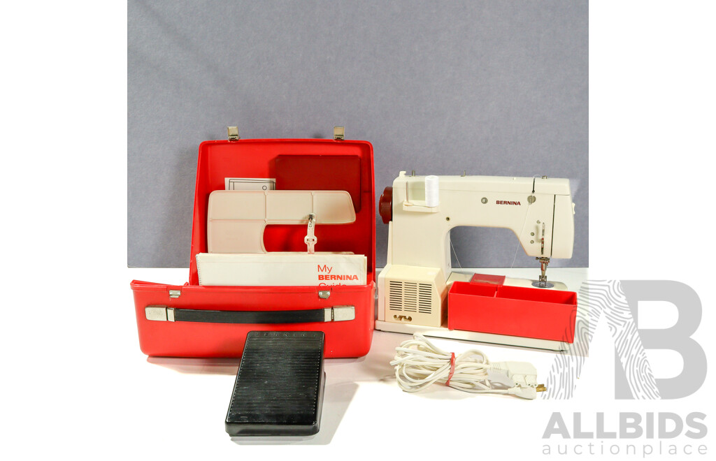 Bernina Minimatic Sewing Machine in Hard Case with Instruction Booklets