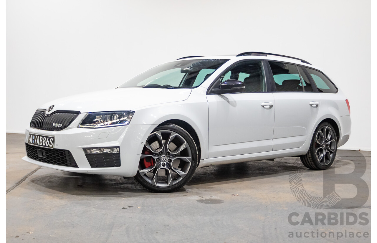 06/2016 Skoda Octavia RS 162 TSI NE MY16 4d Wagon Moon White Metallic Turbo 2.0L