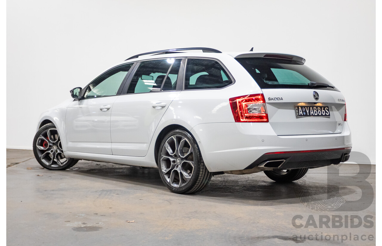 06/2016 Skoda Octavia RS 162 TSI NE MY16 4d Wagon Moon White Metallic Turbo 2.0L